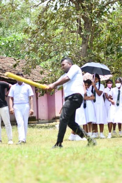 185980366 125729806287561 2980406439030952329 N